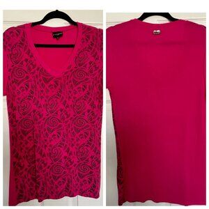 Vintage Richmond Fuchsia - Black V Neck Print Short Sleeve T-Shirt